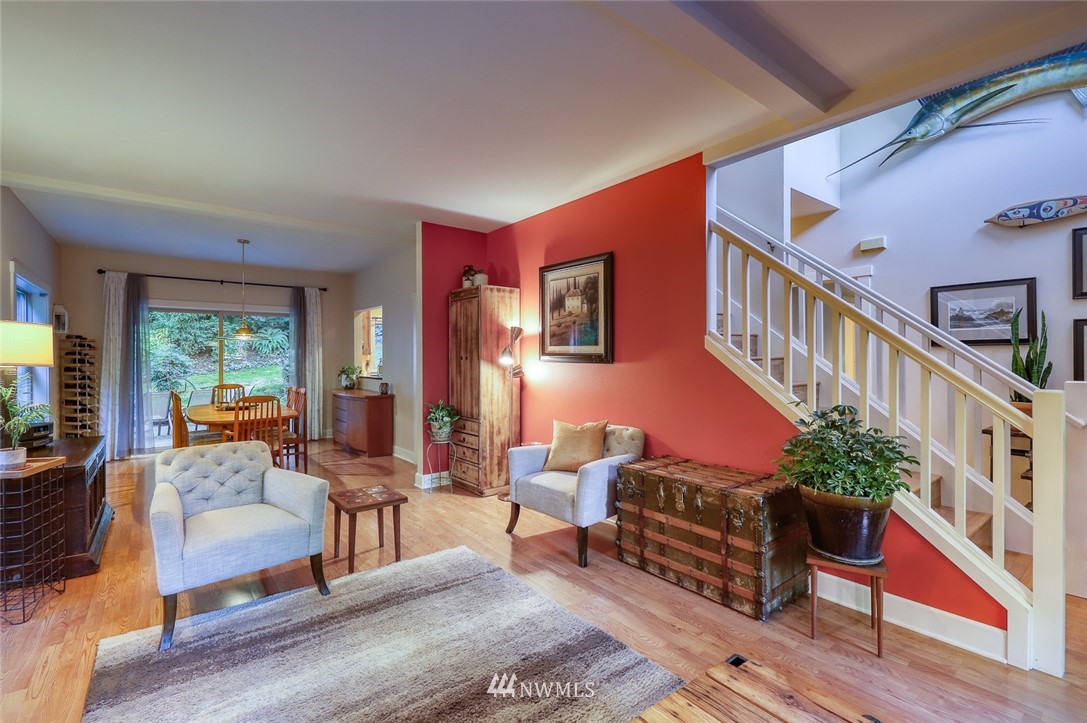 5479 Northeast Foster Road Bainbridge Island, WA 98110 - Photo 5 of 33 Gallery Image 5