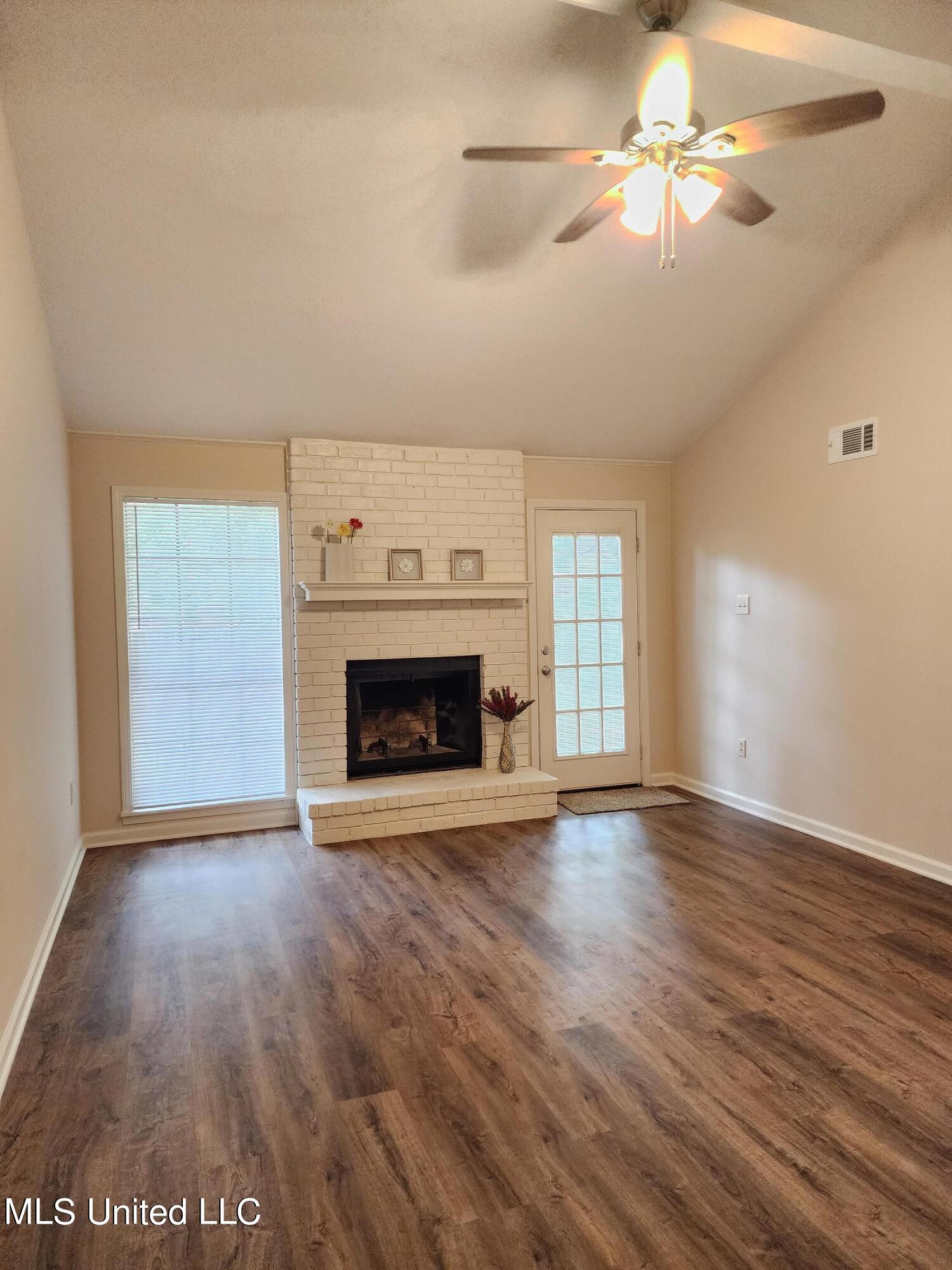 771 Old Forge Road Southaven, MS 38671 - Photo 6 of 19 Great Room 1