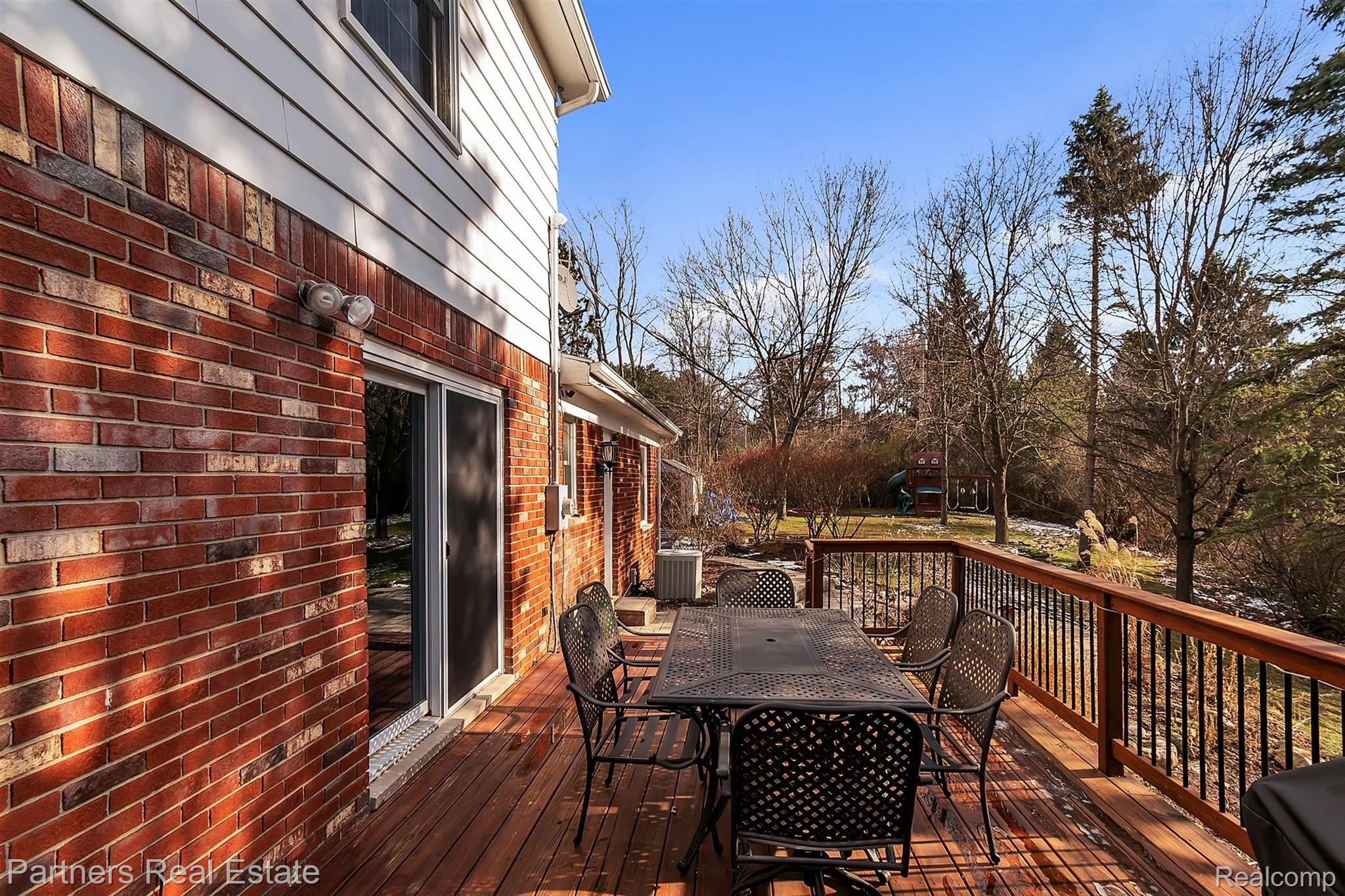 1859 Echo Hills Road Howell, MI 48855 - Photo 59 of 73 61-1859 Echo Hills Rd-windowstill-r.jpg