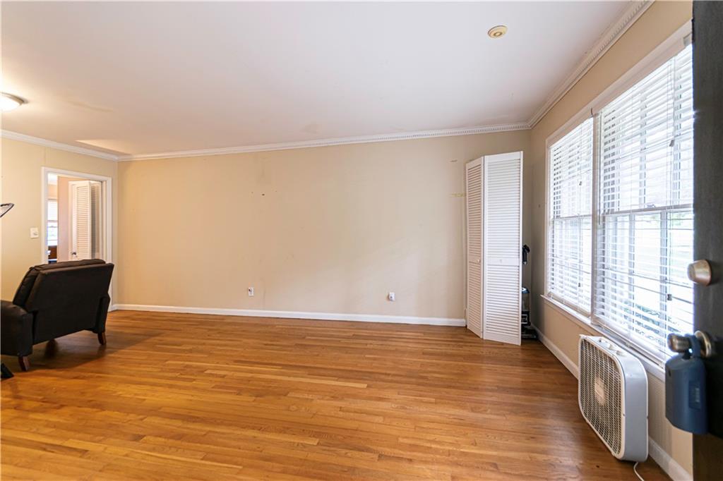 1263 Blueberry Trail Decatur, GA 30033 - Photo 6 of 31