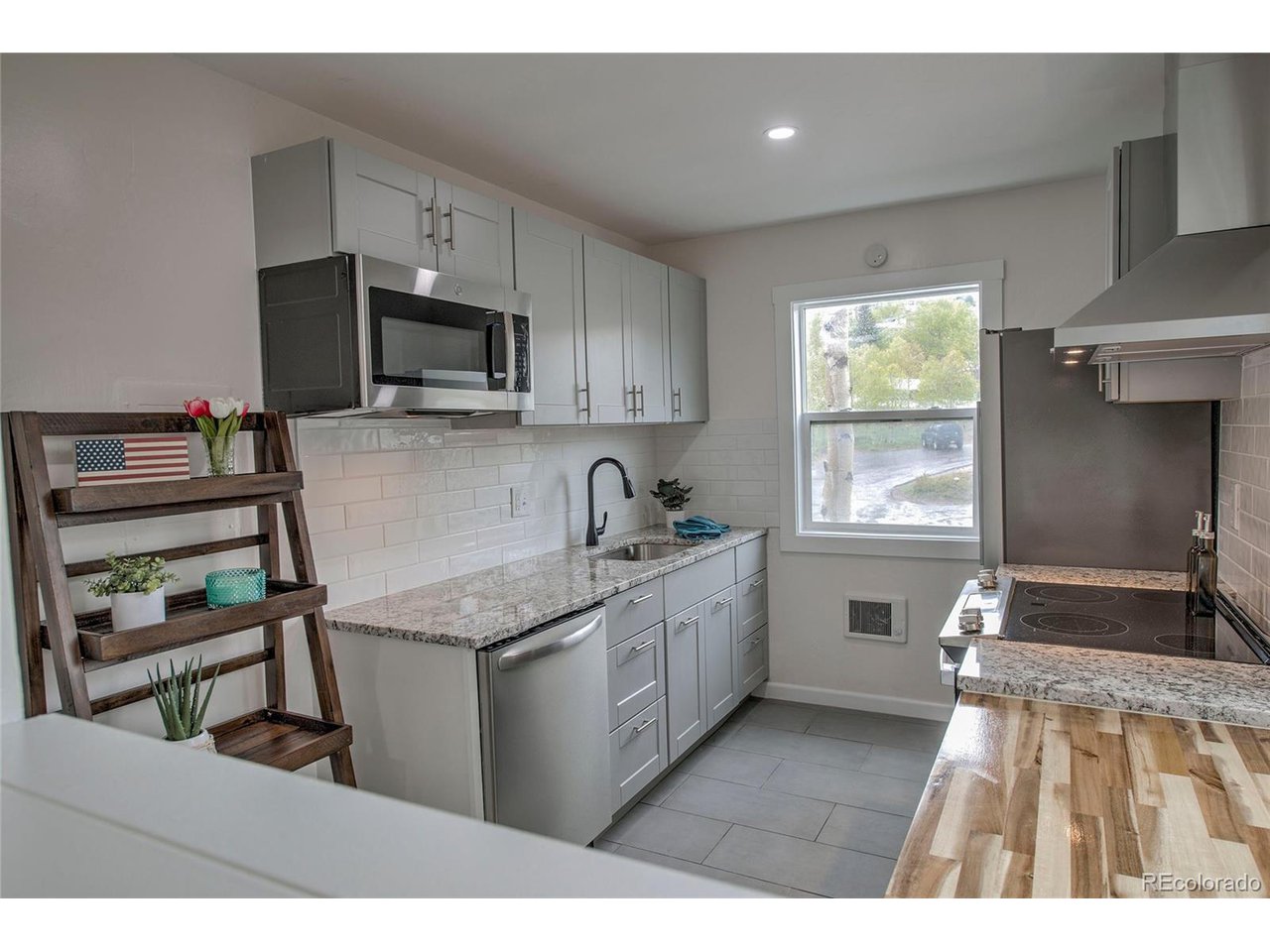 808 Ryan Gulch Road, Unit 8 Silverthorne, CO 80498 - Photo 12 of 27 Gallery Image 12
