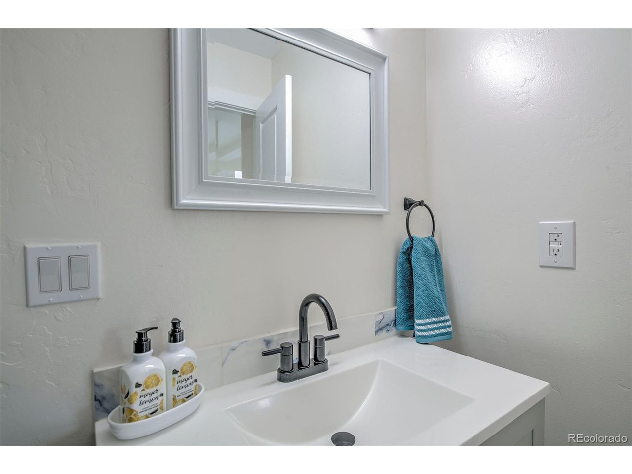808 Ryan Gulch Road, Unit 8 Silverthorne, CO 80498 - Photo 15 of 27 Gallery Image 15