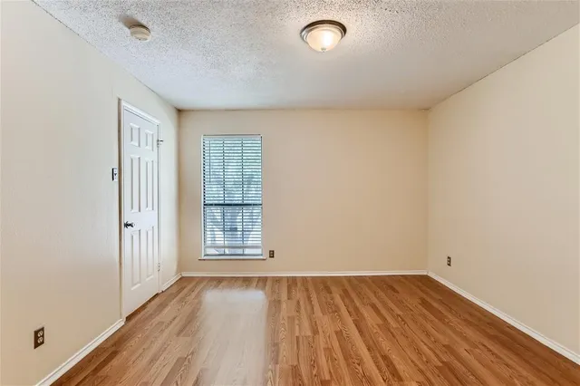 $167,500 | 16301 Ledgemont Lane, Unit 257, Addison, TX 75001