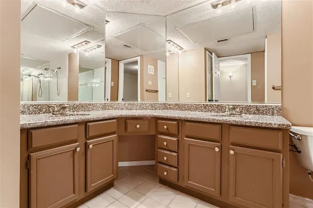 $167,500 | 16301 Ledgemont Lane, Unit 257, Addison, TX 75001