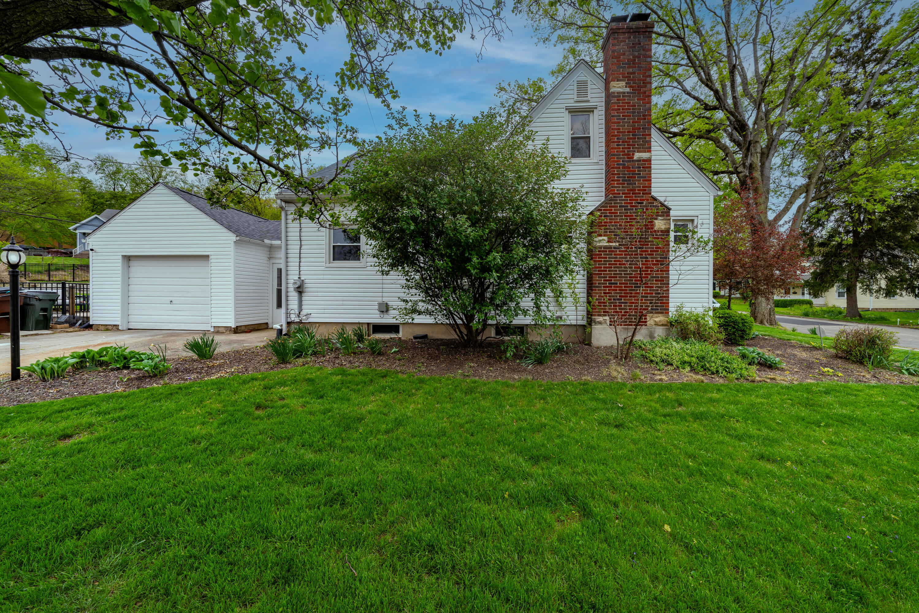 1465 Springhill Avenue Kettering, OH 45409 - Photo 48 of 60
