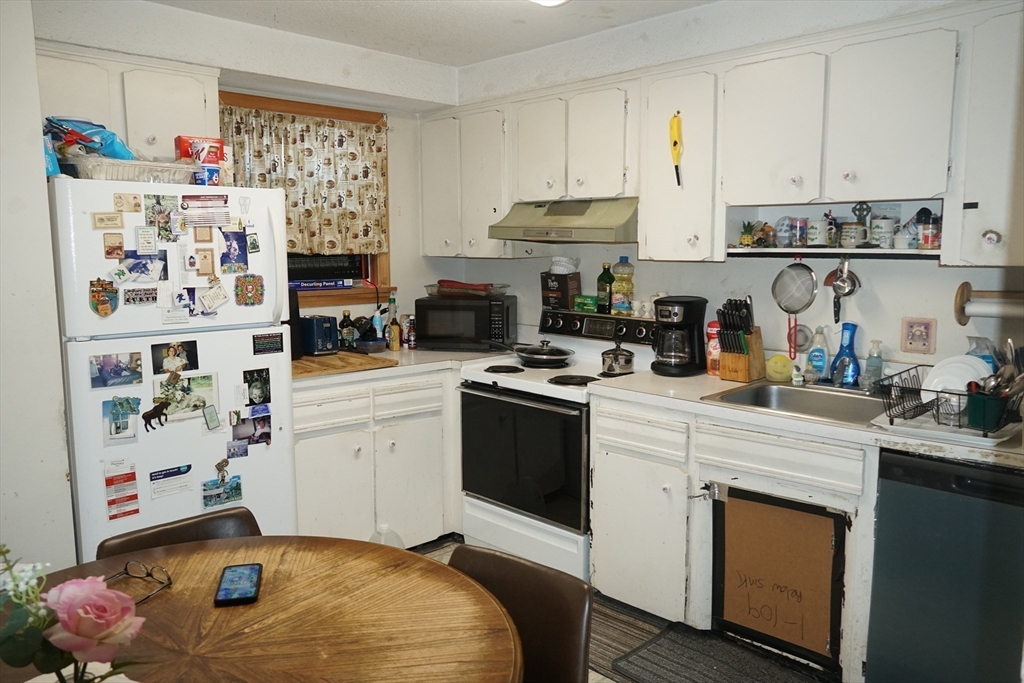 180 Main Street, Unit 1109 Bridgewater, MA 02324 - Photo 4 of 8