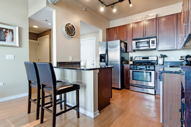909 West Washington Boulevard, Unit 1008 Chicago, IL 60607 - Photo 12 of 22