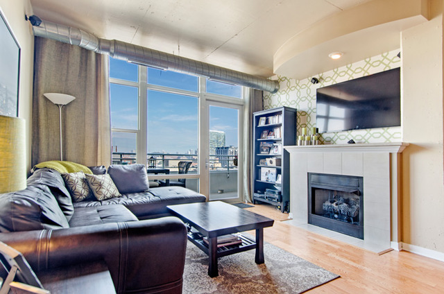 909 West Washington Boulevard, Unit 1008 Chicago, IL 60607 - Photo 4 of 22