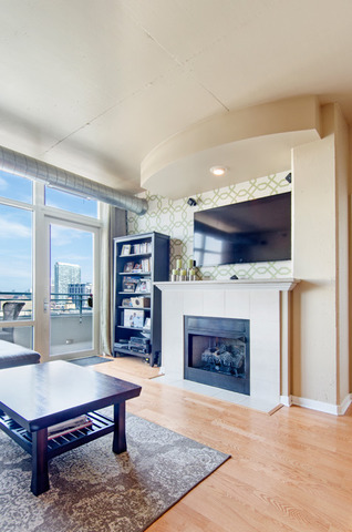 909 West Washington Boulevard, Unit 1008 Chicago, IL 60607 - Photo 5 of 22