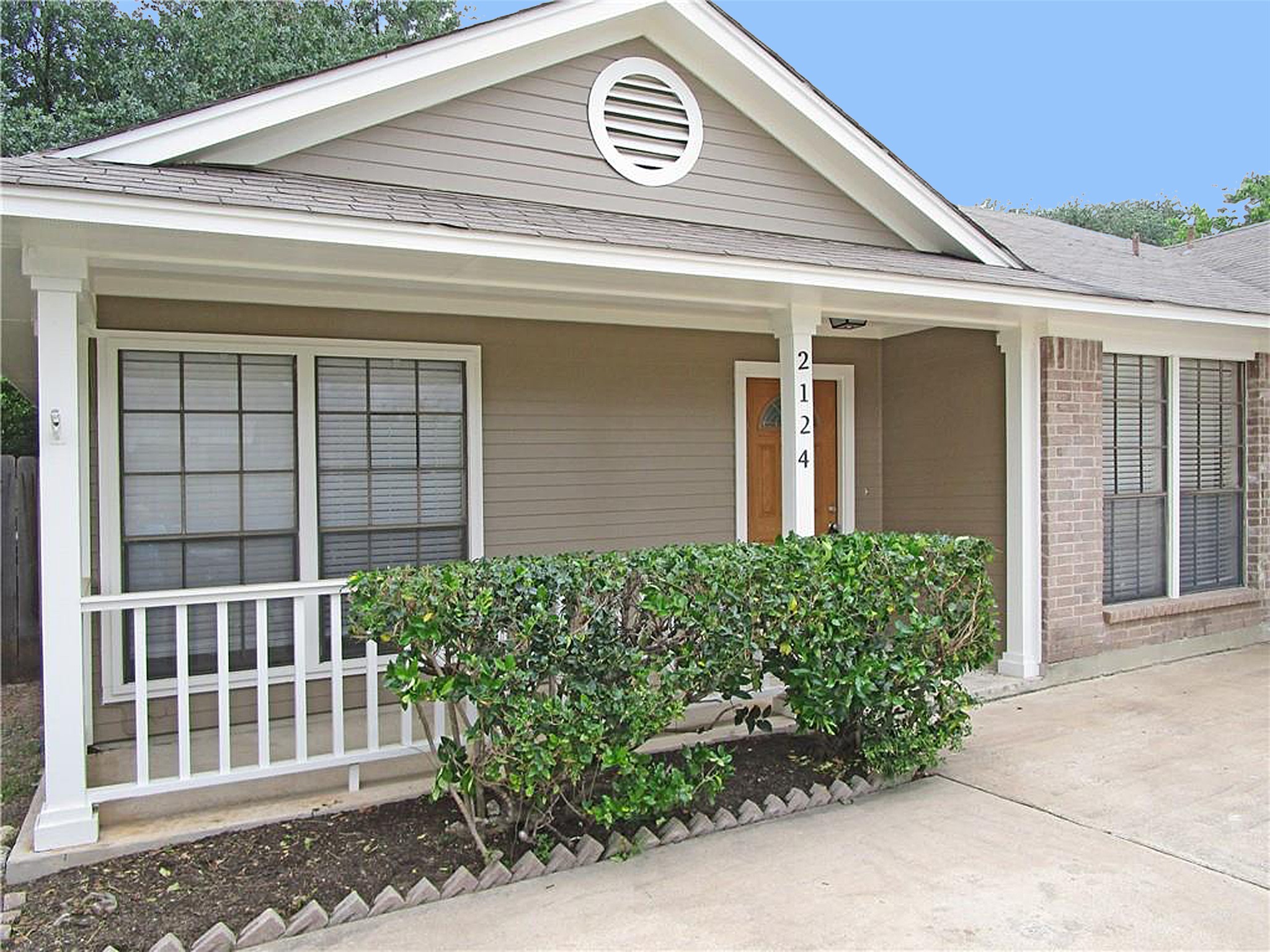 2124 Surrender Avenue Austin, TX 78728 - Photo 2 of 17 Gallery Image 2