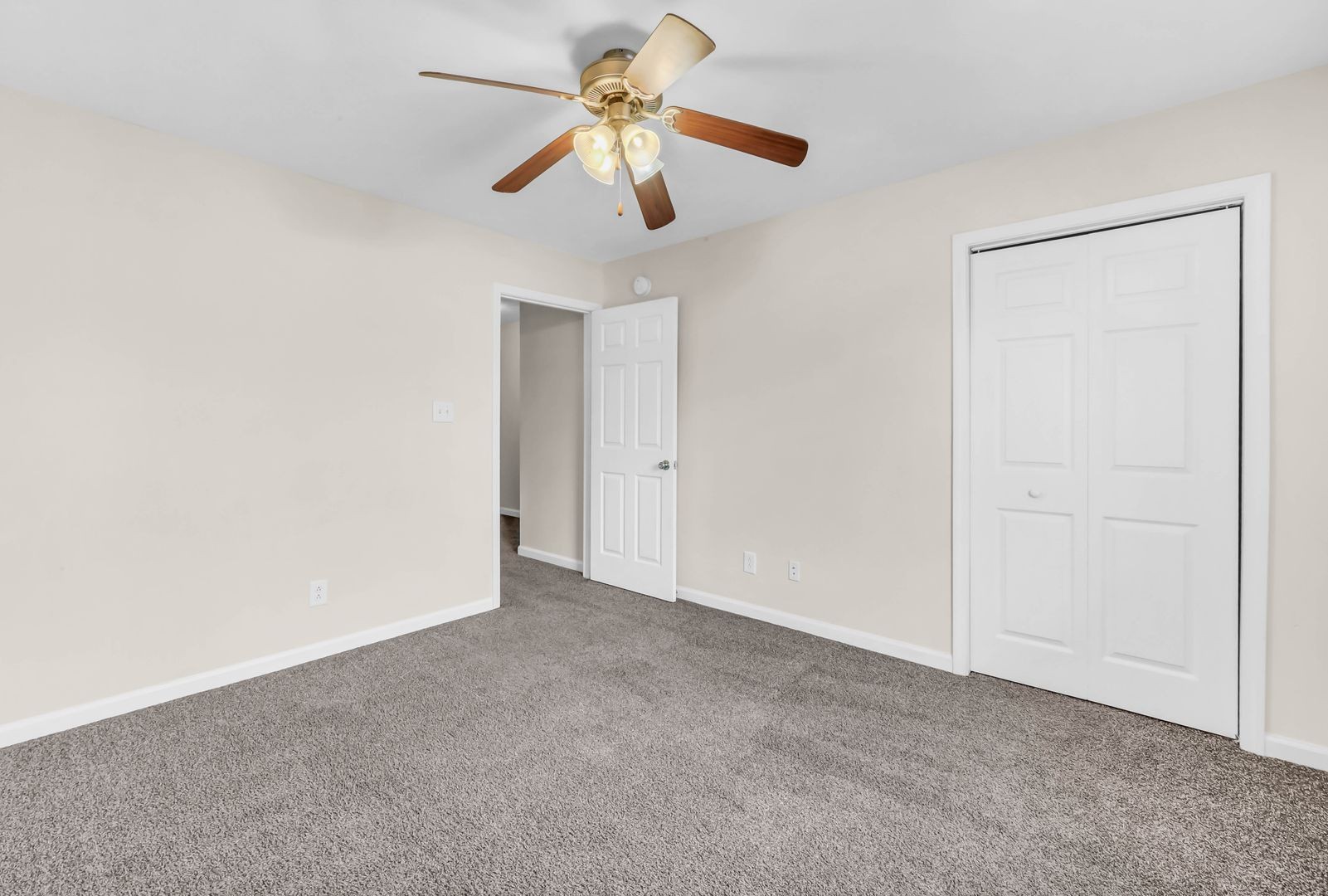 784 Cherrybark Lane, Unit 2 Clarksville, TN 37040 - Photo 13 of 17