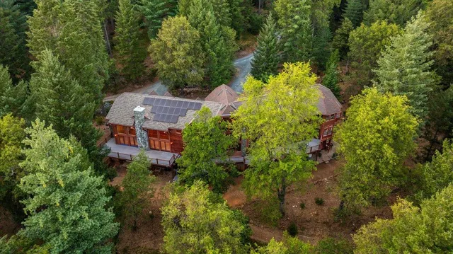$2,900,000 | 21293 Scotts Flat Road, Nevada City, CA 95959