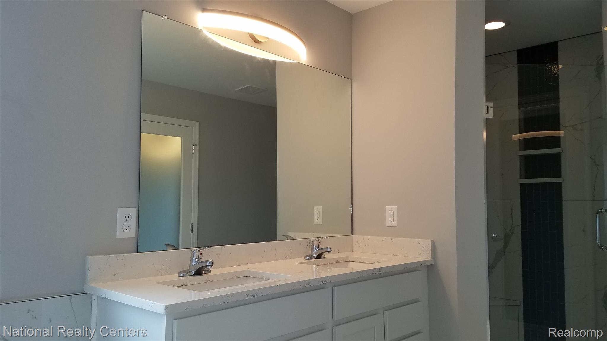 4032 Chase Ridge Lane Howell, MI 48843 - Photo 29 of 36 20190831_173816.jpg