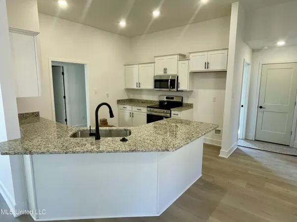 $383,800 | 224 Farley Road, Byhalia, MS 38611