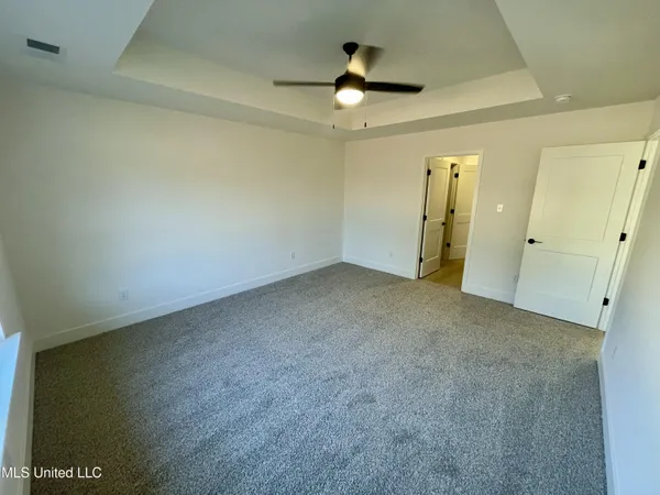 $383,800 | 224 Farley Road, Byhalia, MS 38611