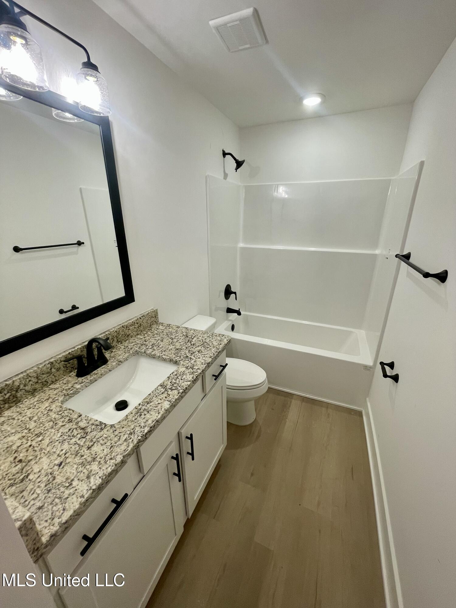 224 Farley Road Byhalia, MS 38611 - Photo 8 of 11 IMG_E0005