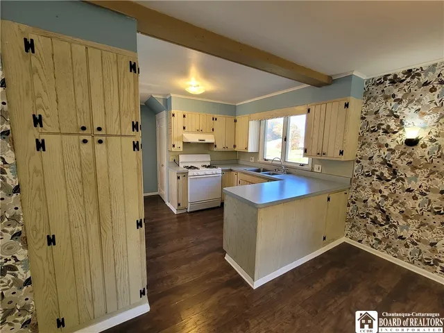 $189,900 | 151 Avalon Boulevard, Ellicott, NY 14701