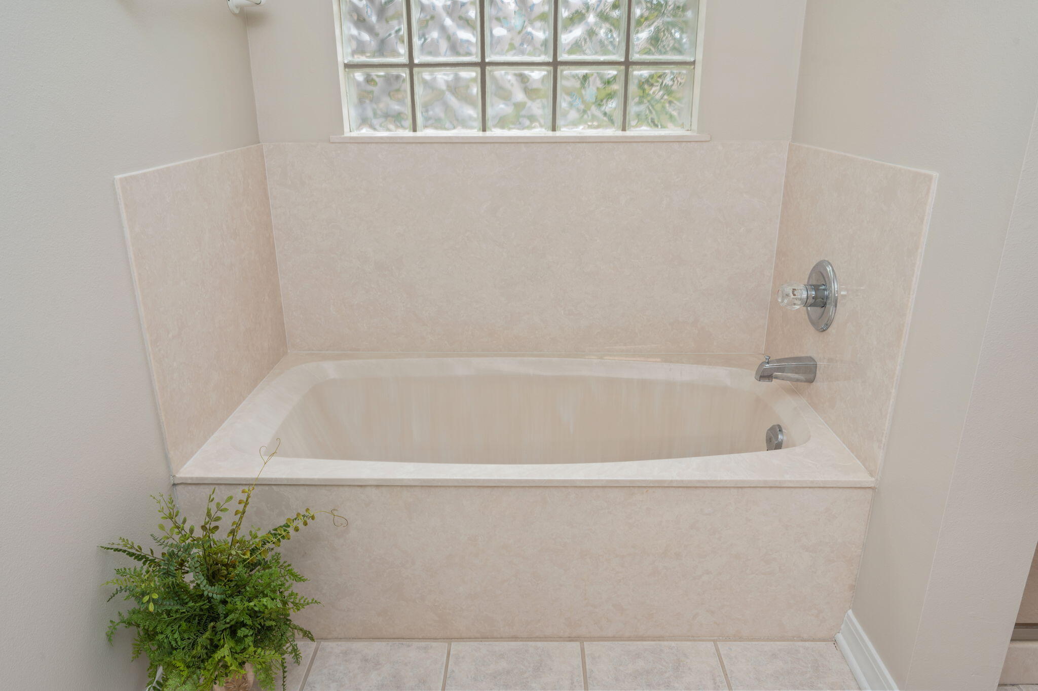 109 Eagle Drive Crestview, FL 32536 - Photo 29 of 52 a close up of a bathtub in a bathroom