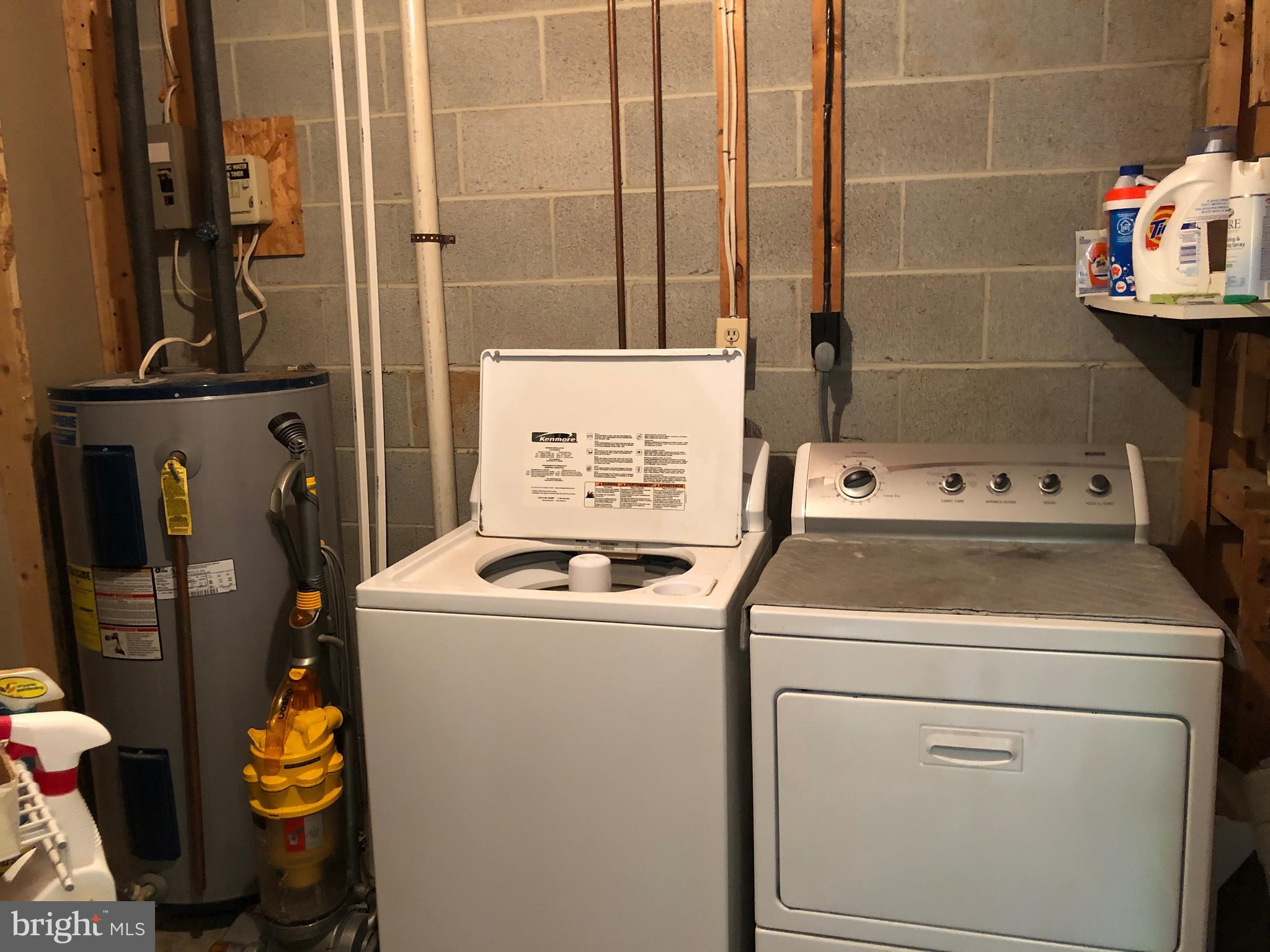 144 Windcliff Road Prince Frederick, MD 20678 - Photo 30 of 47 Separate laundry room
