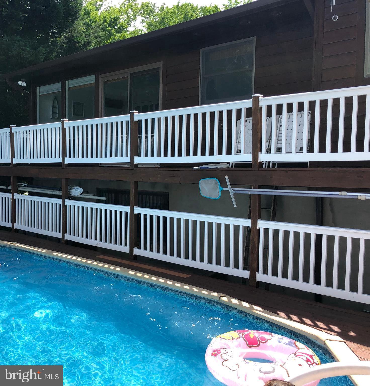 144 Windcliff Road Prince Frederick, MD 20678 - Photo 32 of 47 Upper deck off kitchen & bedrooms