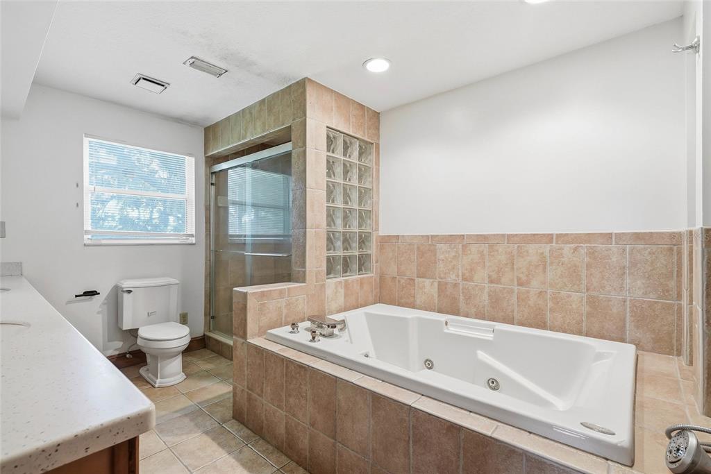 8731 Lithia Pinecrest Road Lithia, FL 33547 - Photo 31 of 50 Gallery Image 31