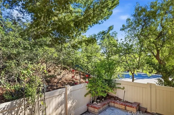 $520,000 | 26389 Rainbow Glen Drive, Newhall, CA 91321