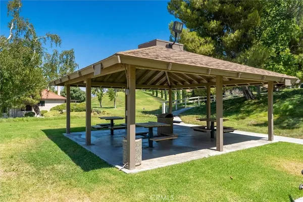 $520,000 | 26389 Rainbow Glen Drive, Newhall, CA 91321