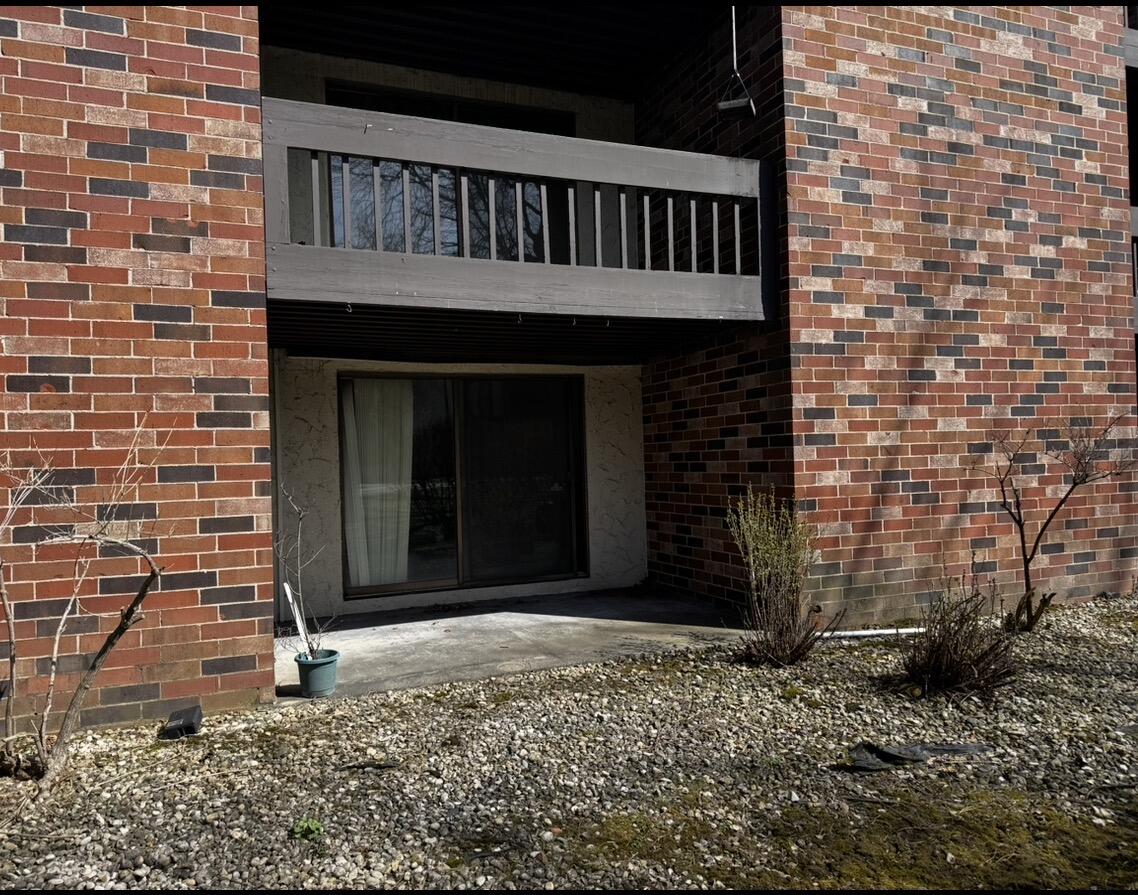 2470 Good Hope Road, Unit 165 Glendale, WI 53209 - Photo 1 of 12 IMG_1386