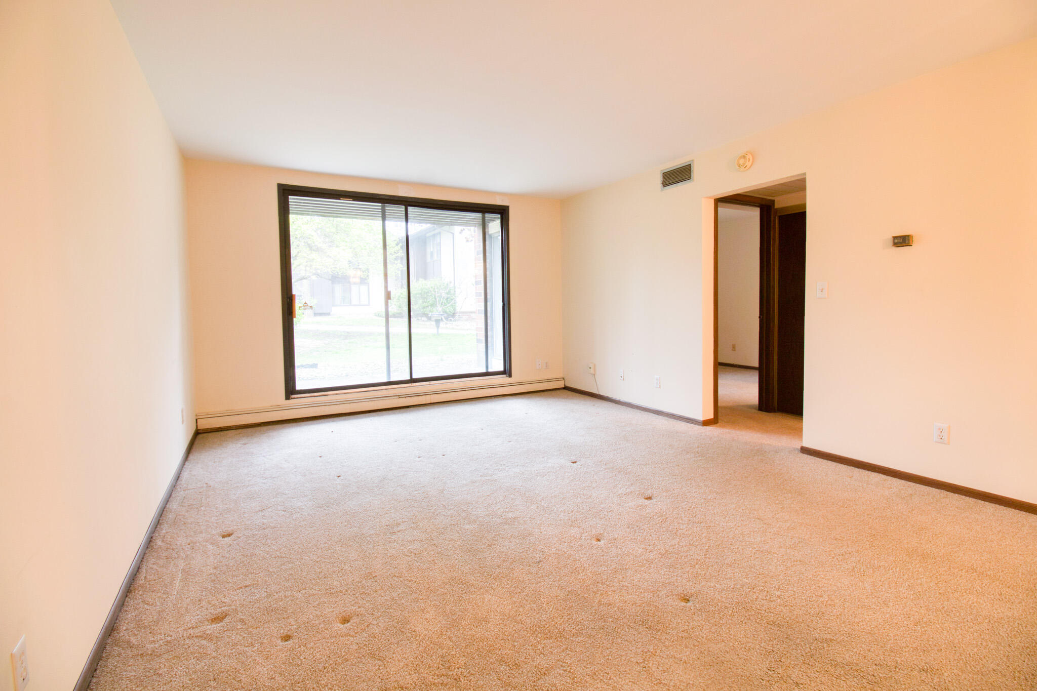 2470 Good Hope Road, Unit 165 Glendale, WI 53209 - Photo 2 of 12 IMG_0886