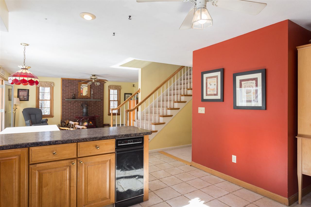 114 Adams Road Candia, NH 03034 - Photo 6 of 38
