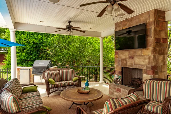 $2,344,500 | 107 Mimosa Drive, Gallatin, TN 37066