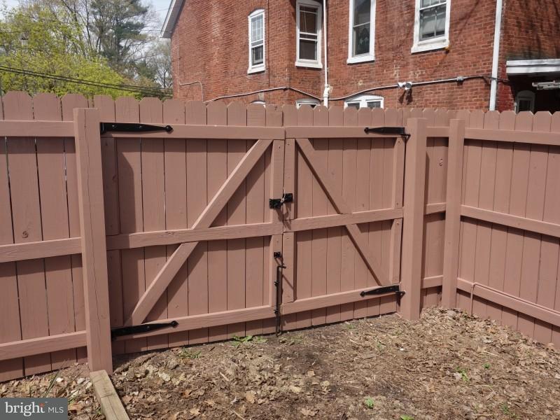 1760 Eden Road Lancaster, PA 17601 - Photo 33 of 37