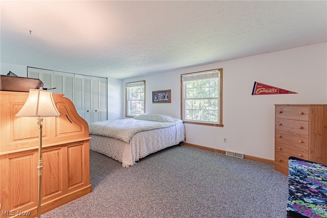 4680 Treetop Drive Akron, OH 44321 - Photo 20 of 36