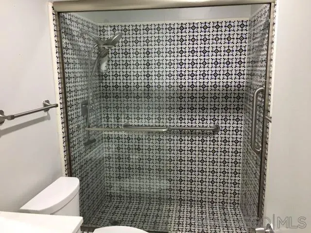 a bathroom with a toilet