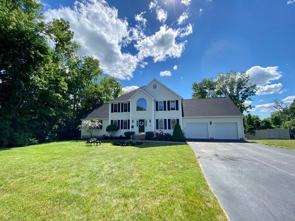 65 Fiske Hill Road Sturbridge, MA 01566 - Photo 1 of 38 Gallery Image 1
