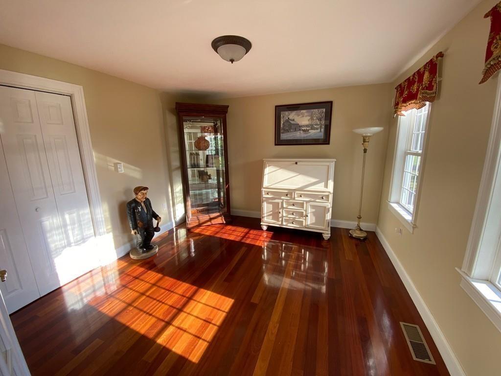 65 Fiske Hill Road Sturbridge, MA 01566 - Photo 6 of 38 Gallery Image 6
