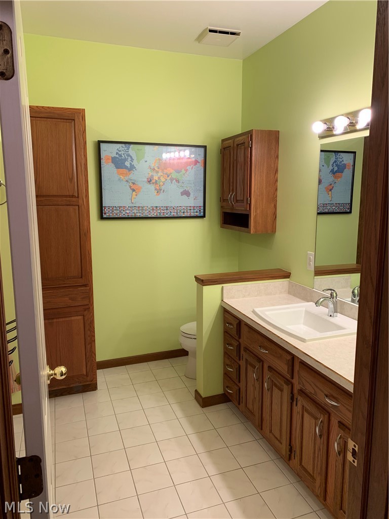 452 Longspur Road Highland Heights, OH 44143 - Photo 16 of 29