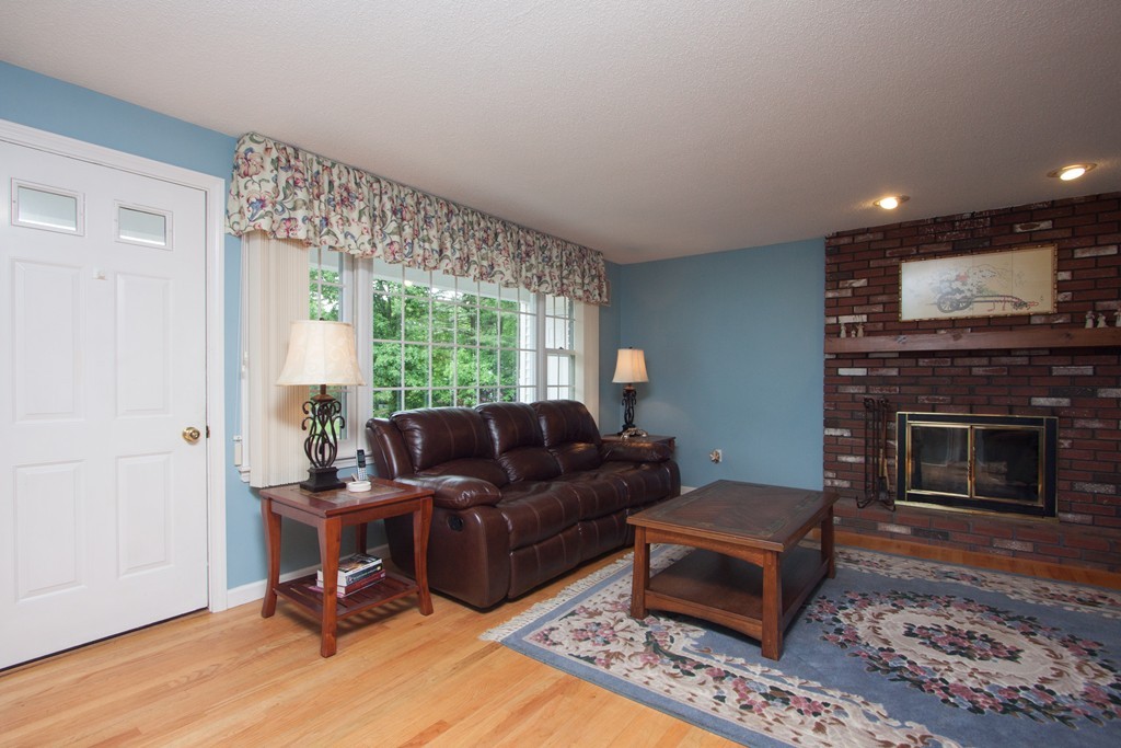 41 Northfield Road Longmeadow, MA 01106 - Photo 14 of 30 Gallery Image 14