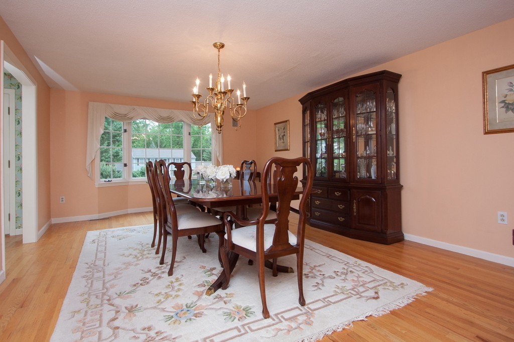 41 Northfield Road Longmeadow, MA 01106 - Photo 4 of 30 Gallery Image 4