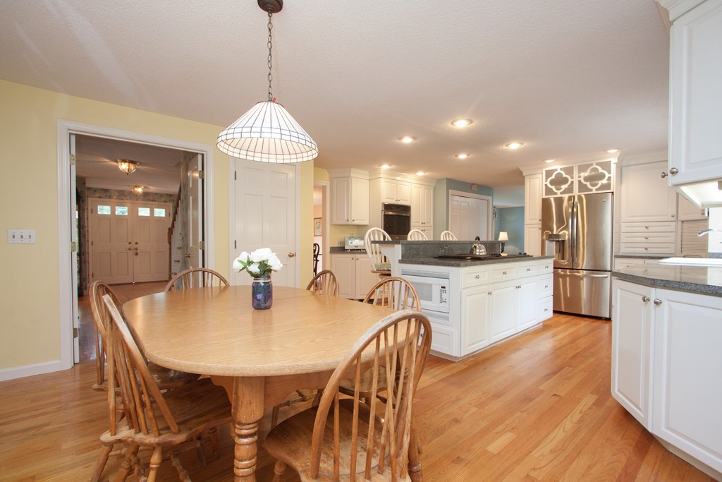 41 Northfield Road Longmeadow, MA 01106 - Photo 6 of 30 Gallery Image 6