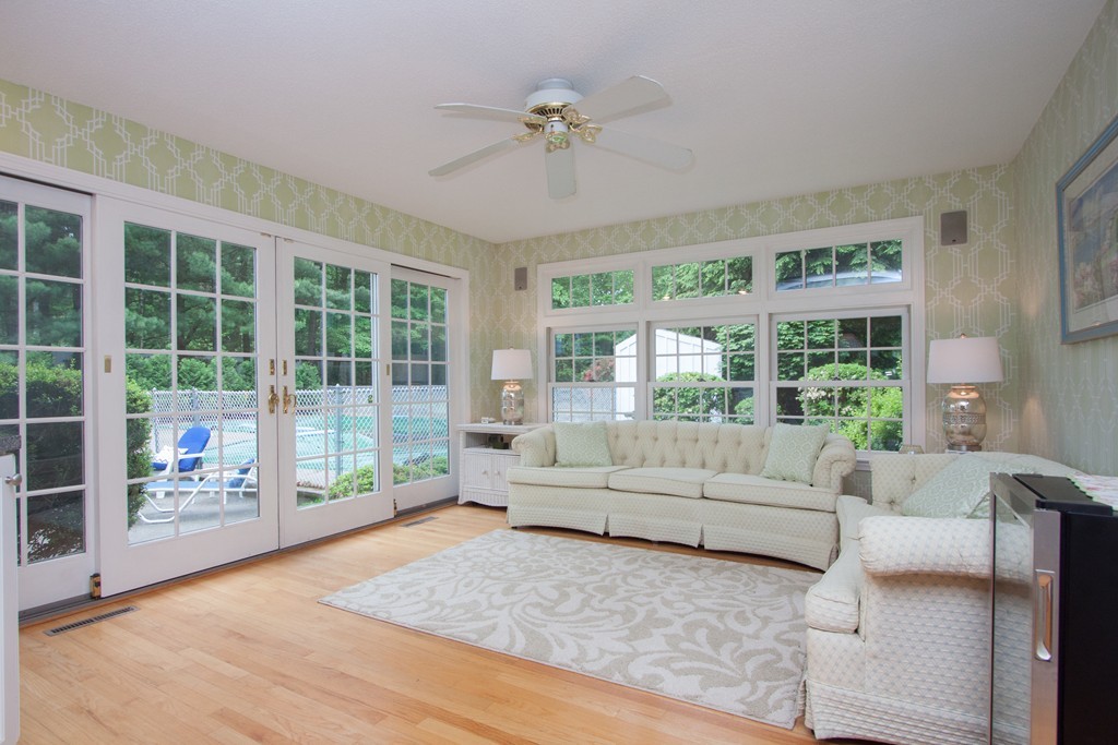 41 Northfield Road Longmeadow, MA 01106 - Photo 9 of 30 Gallery Image 9