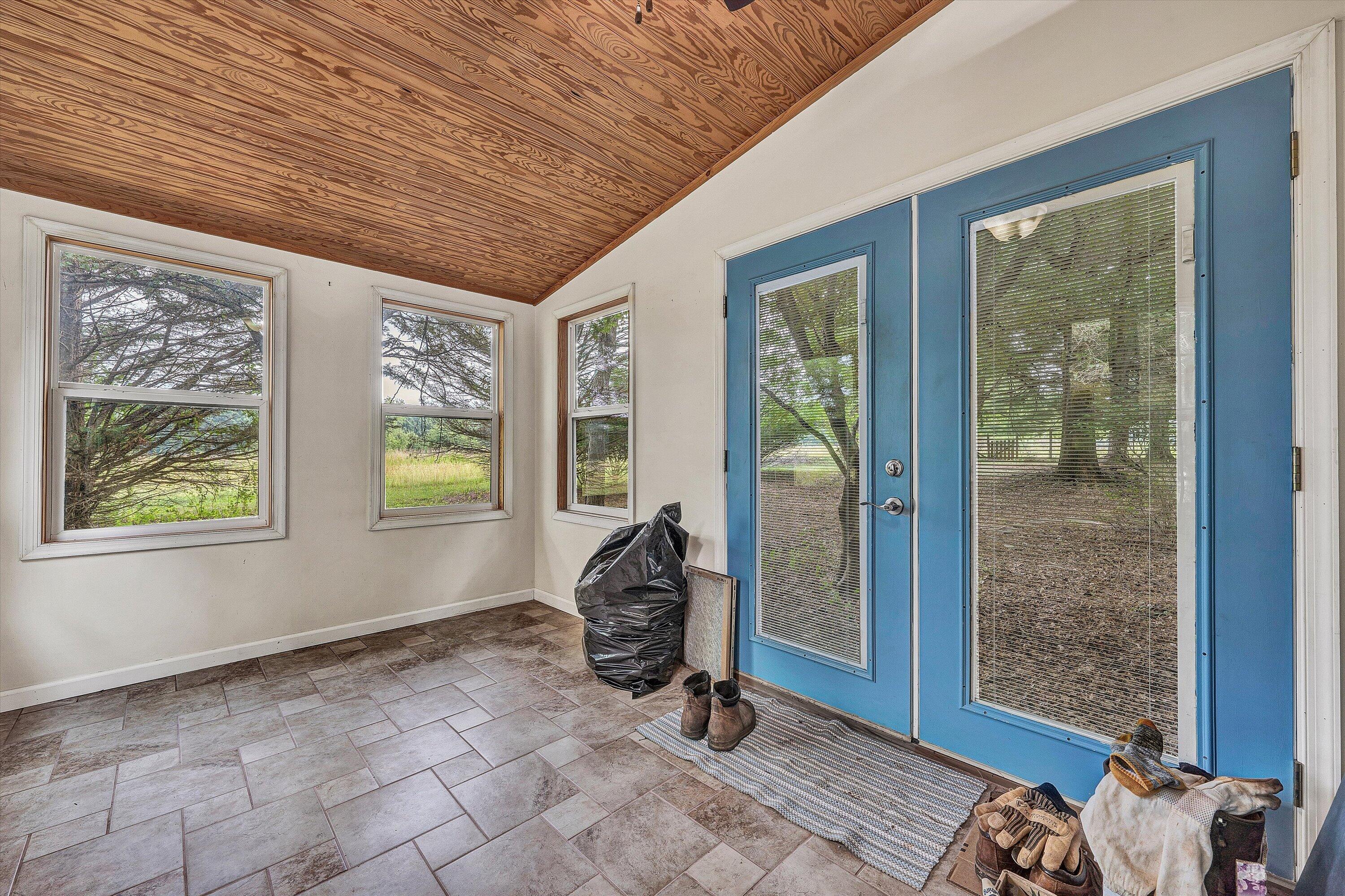 2932 Dickerson Mill Road Bedford, VA 24523 - Photo 17 of 62 14-DSC08200