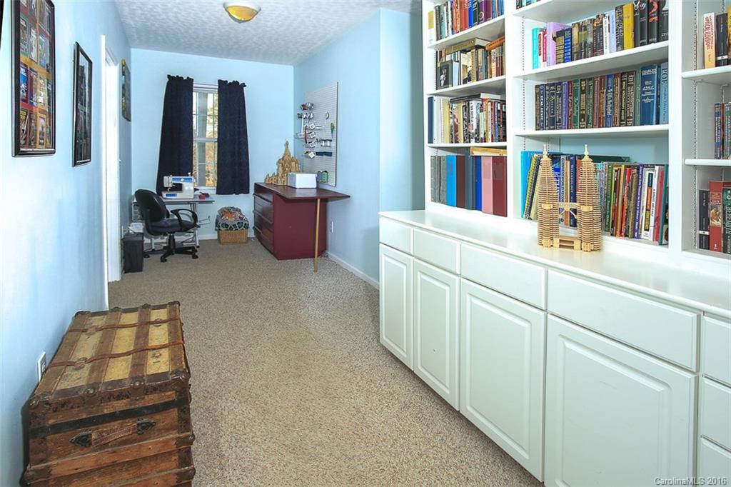 27 Rodeo Drive, Unit B Leicester, NC 28748 - Photo 14 of 24 Gallery Image 14