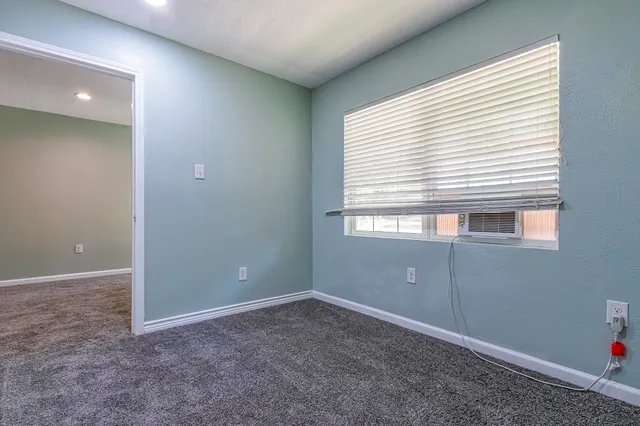 $650 | 229 Bishop Street, Unit 2, Livingston, TX 77351