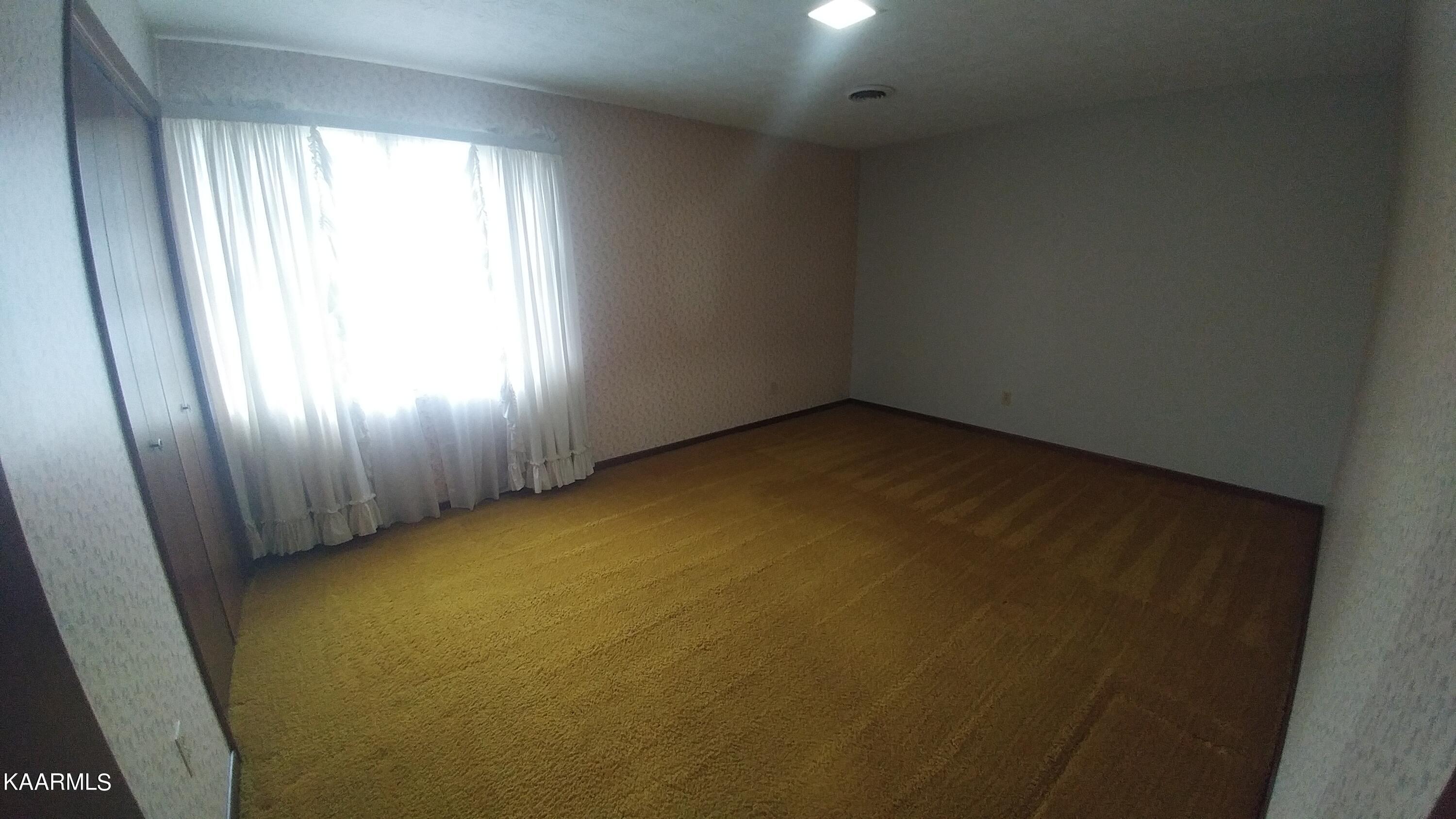 111 Greenbriar Lane Oak Ridge, TN 37830 - Photo 16 of 29 1030210935_HDR