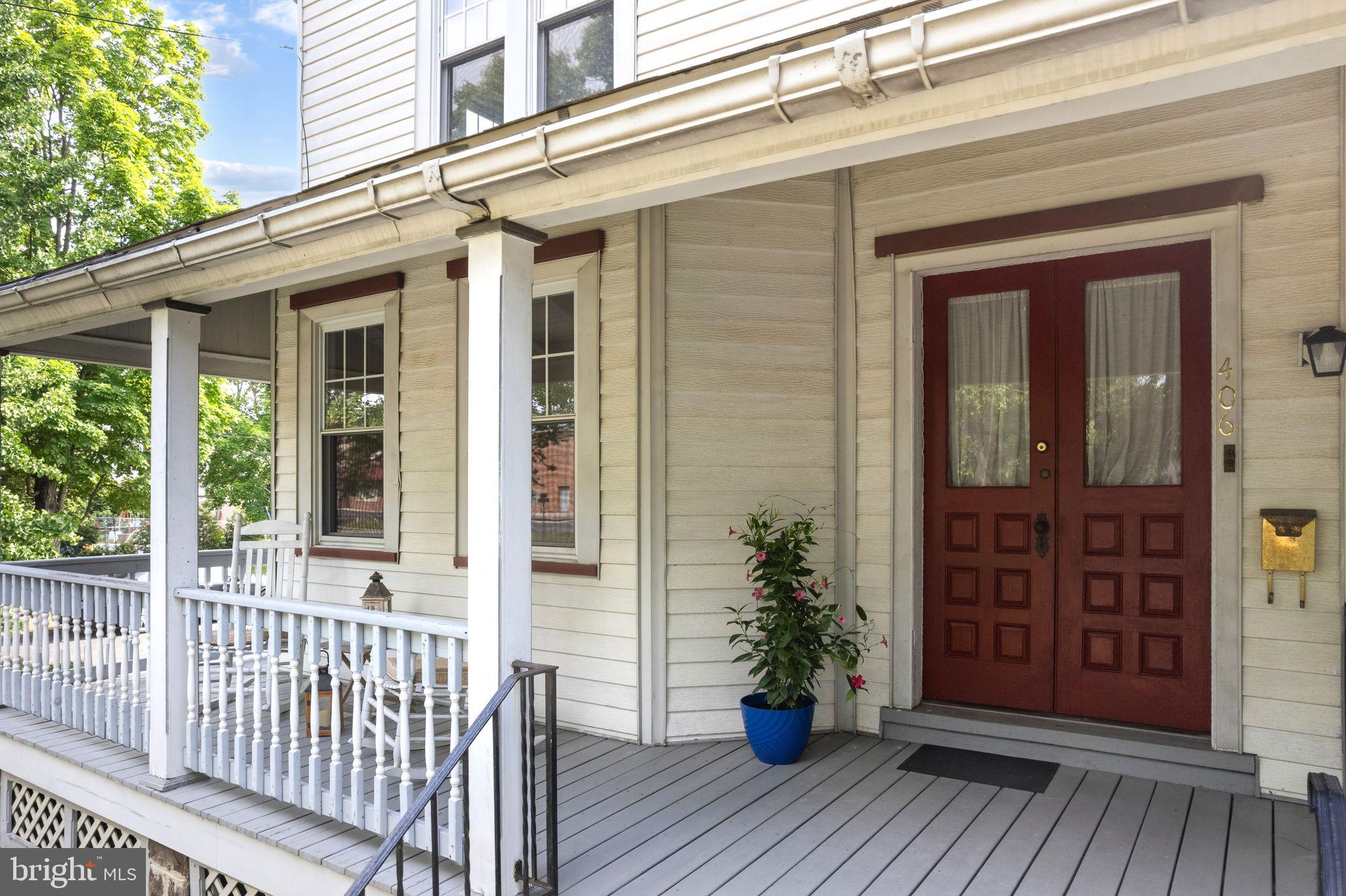 404 Fulton Street Riverton, NJ 08077 - Photo 2 of 43