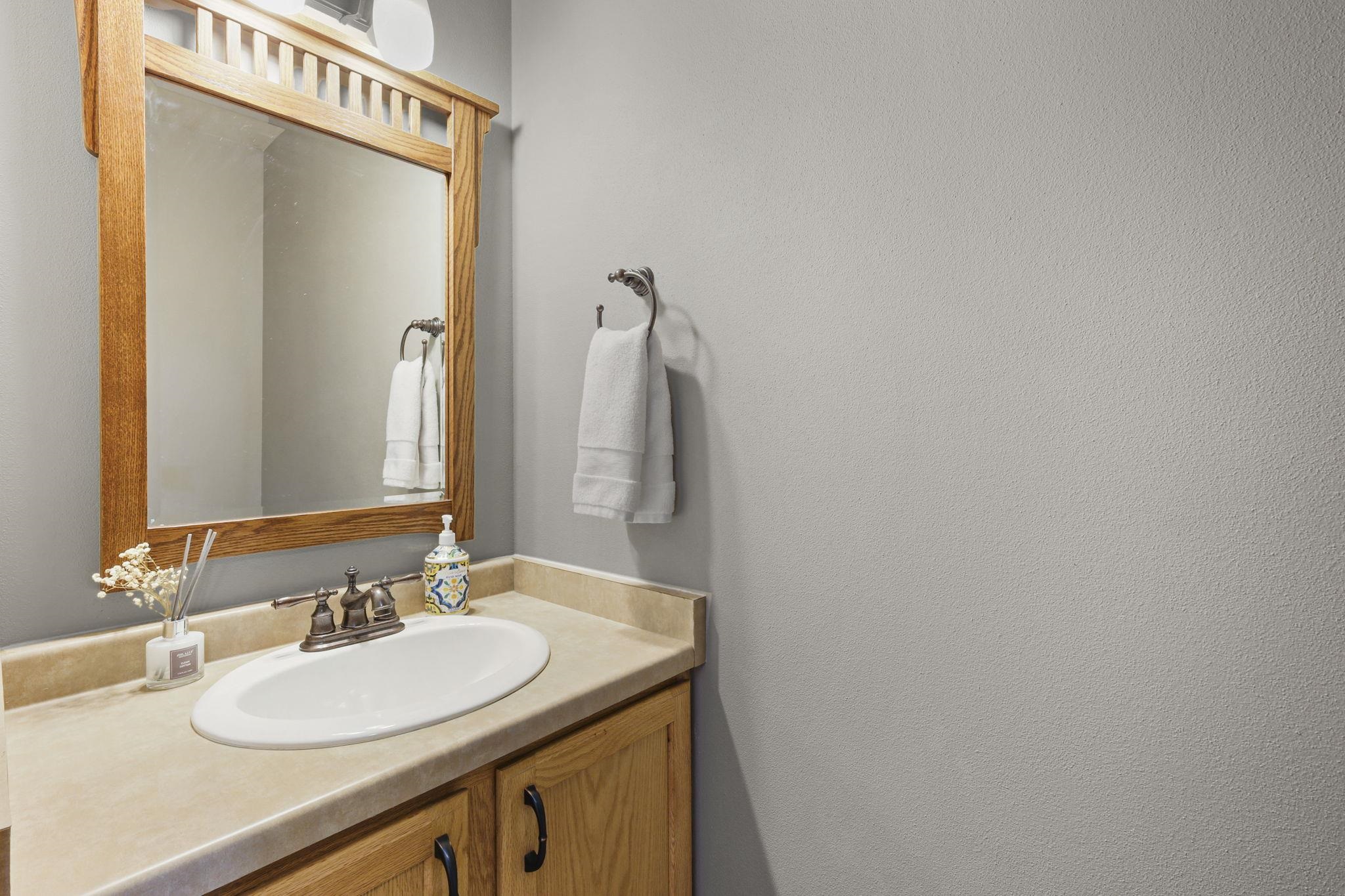 550 North Heatherstone Drive Sun Prairie, WI 53590 - Photo 16 of 46