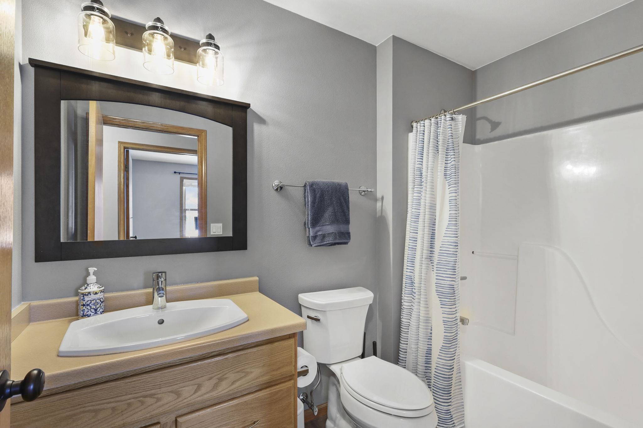 550 North Heatherstone Drive Sun Prairie, WI 53590 - Photo 25 of 46