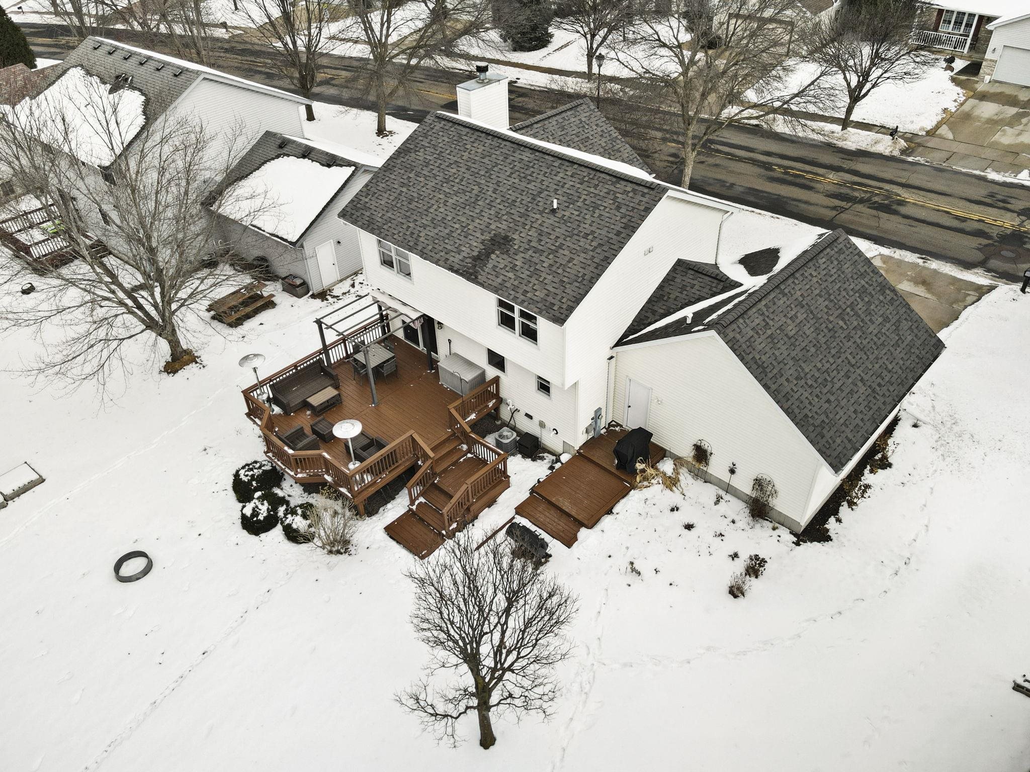 550 North Heatherstone Drive Sun Prairie, WI 53590 - Photo 37 of 46