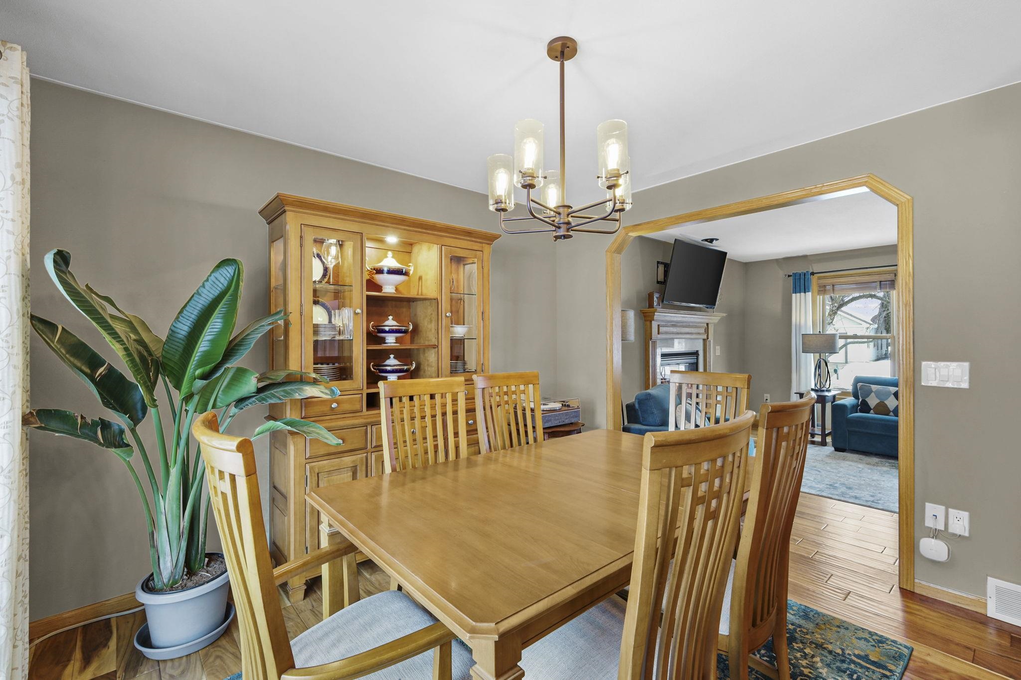 550 North Heatherstone Drive Sun Prairie, WI 53590 - Photo 9 of 46